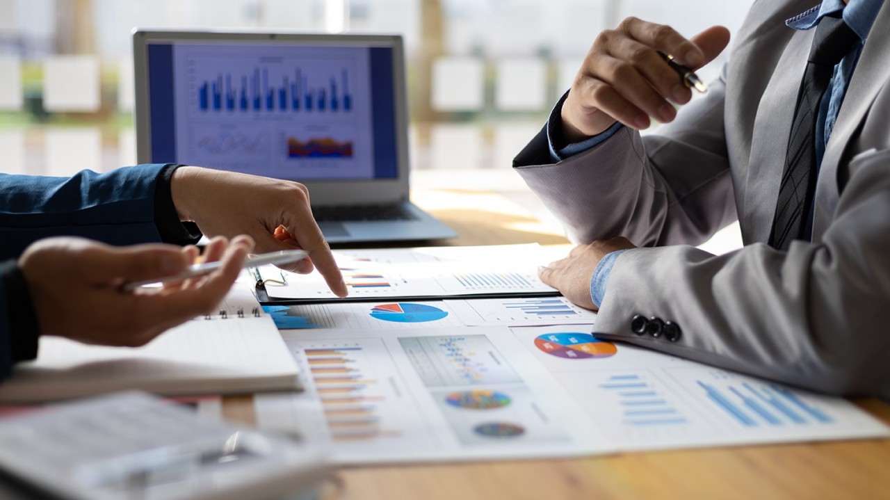 Como usar dados de mercado para impulsionar suas vendas